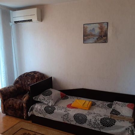 Retro Apartment Malko Tŭrnovo Buitenkant foto
